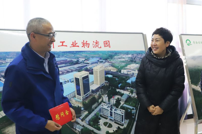 ʡ����ί�쵼�߷�ο��k8������������ר���˲ż����ѵ�Ա