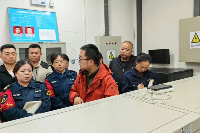 ʡk8��������������֯��չ�����Զ�����ϵͳ���ۡ�ʵ����ѵ�˶�