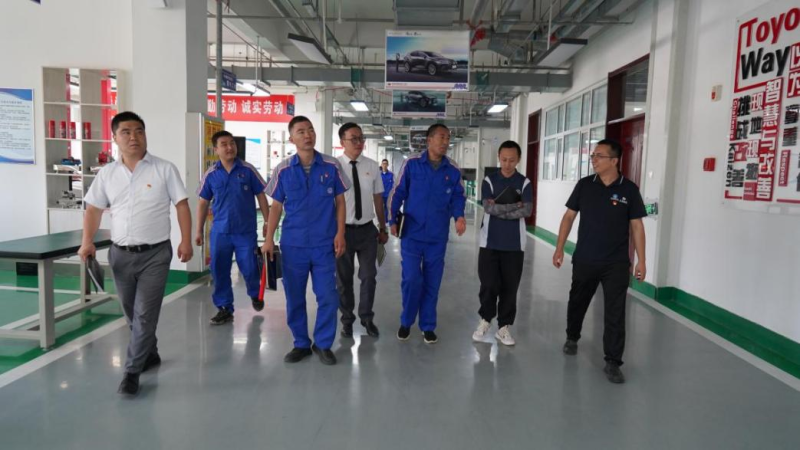 �����ںϹ��������������ܹ�����&mdash;&mdash;���ຣְҵ������ѧ��ͨ����ѧԺ��չѧϰ�����˶����