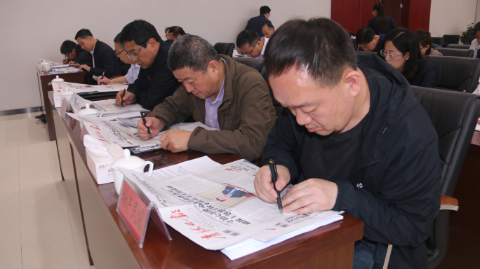 ѧ���ᾫ�� ǿ˼�뷢��