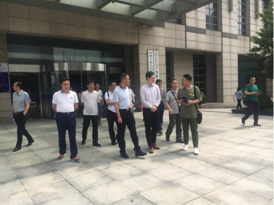 ���ӷ������ⴴҵ  ��ó���Ҳ��ѧ����