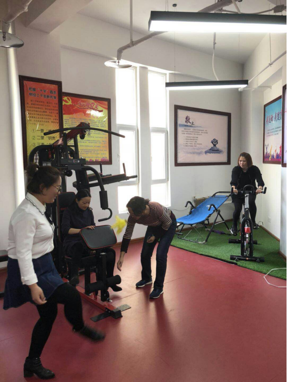 ����Ů�ԡ����ֽ���