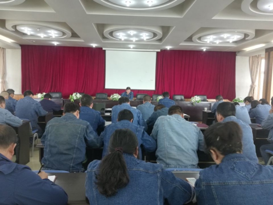 �й��ຣk8����������ҵͶ�����޹�˾ίԱ�� �ٿ����쵳ί��������ߴ�ѧϰ���󼯻�