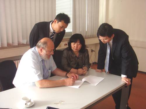 �޻�Ƽ����֮����������Ӯ��