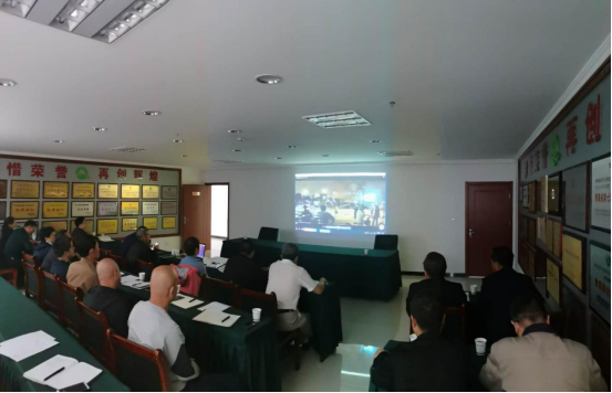 ǿ�������ٰ��� ��ʵ�����ٰ���