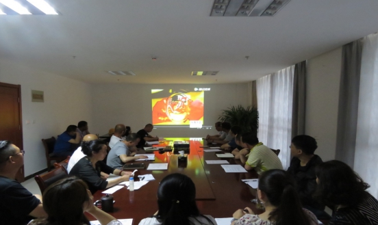 ��Խ&ldquo;����&rdquo;   ����&ldquo;��һ��&rdquo;  k8�����������͹�˾��ί��չ��Ա�ɲ��������ɽ����˶�