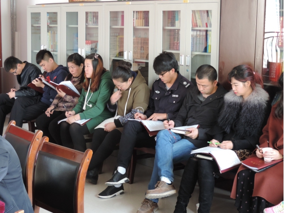 �ຣk8��������������������Ͷ�����޹�˾�ٿ�&ldquo;����ʮ�Ŵ���ר��ѧϰ��&rdquo;�˶��������Ż�