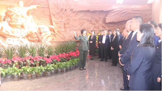 ���к�ɫ����    �μǳ���ʹ��