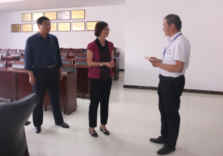 ϲӭ��������  ��ϵһ�ߵ�Ա  ��ů����ְ��